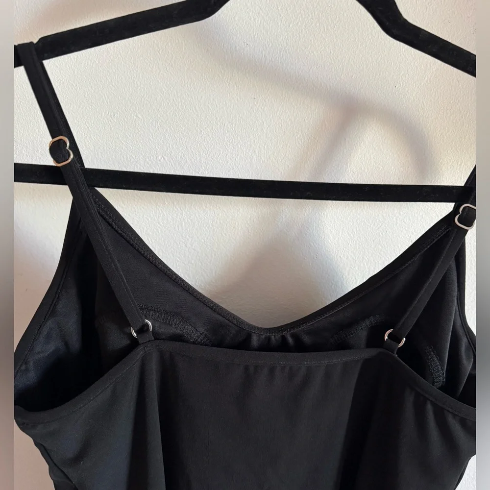 Magicsuit Tiered Ruffled Angled Tankini Swim Top Black Stretch Compression sz 12 - Picture 7 of 10